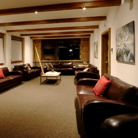 Hotel Amber Ski-in/out & 3*