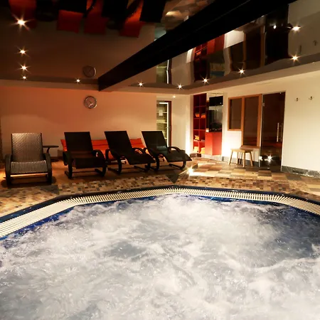 Amber Ski-in/out Hotel&spa