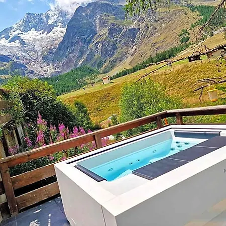 Amber Ski-in/out Hotel&spa 3*
