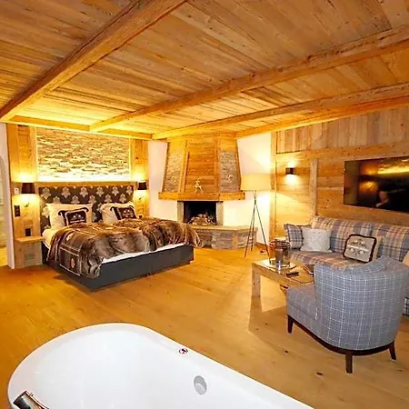 Amber Ski-in/out Hotel&spa