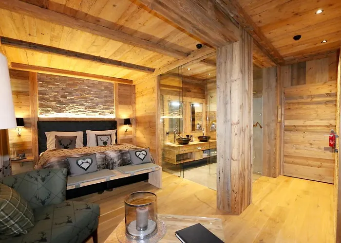 Amber Ski-in/out & Szálloda 3*