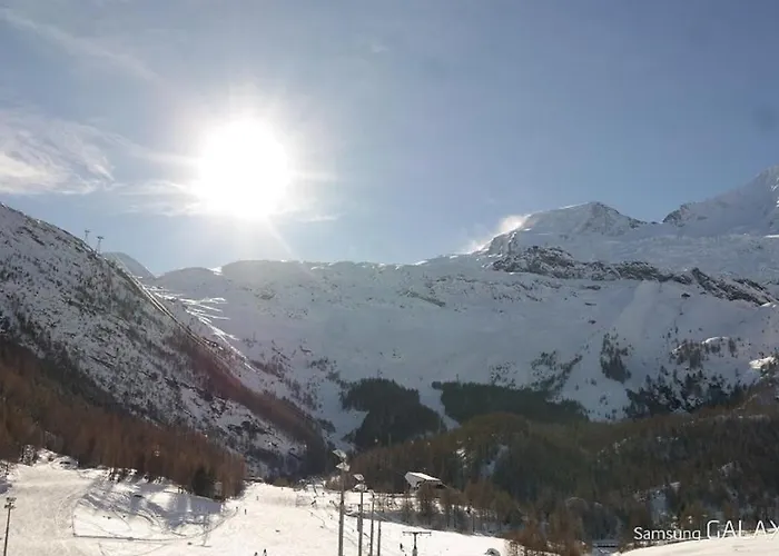 Amber Ski-in/out & Szálloda