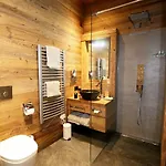 Amber Ski-in/out & Saas-Fee