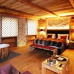 Amber Ski-in/out & Hotel Saas-Fee