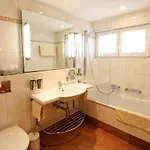 Hotel Amber Ski-in/out & 3*