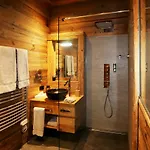 Amber Ski-in/out & Saas-Fee