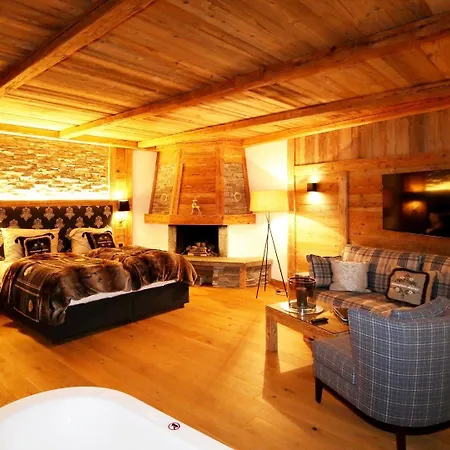 Amber Ski-in/out & Saas Fee