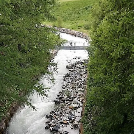 Amber Ski-in/out & 3* Saas Fee