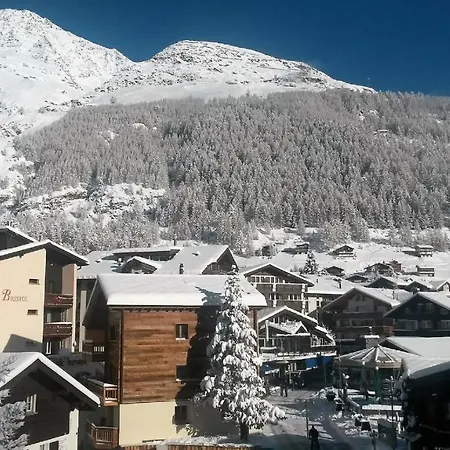 فندق Amber Ski-in/out & 3*