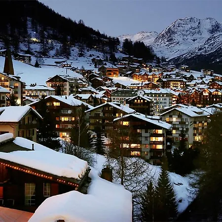 فندق Amber Ski-in/out & Saas Fee