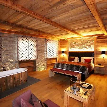فندق Amber Ski-in/out & Saas Fee