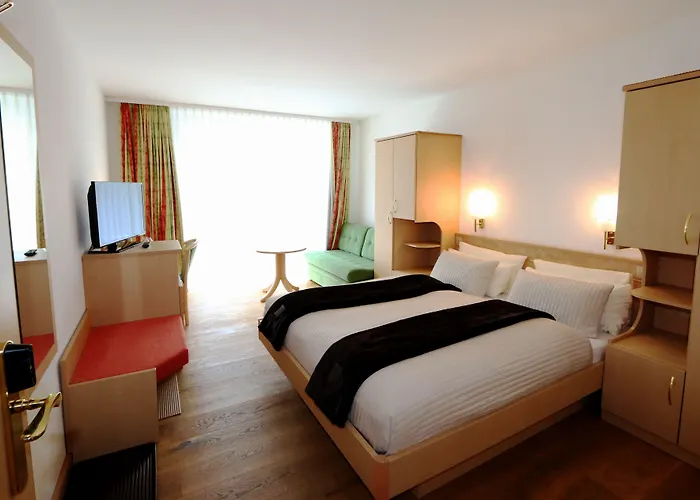 Amber Ski-in/out & Saas Fee