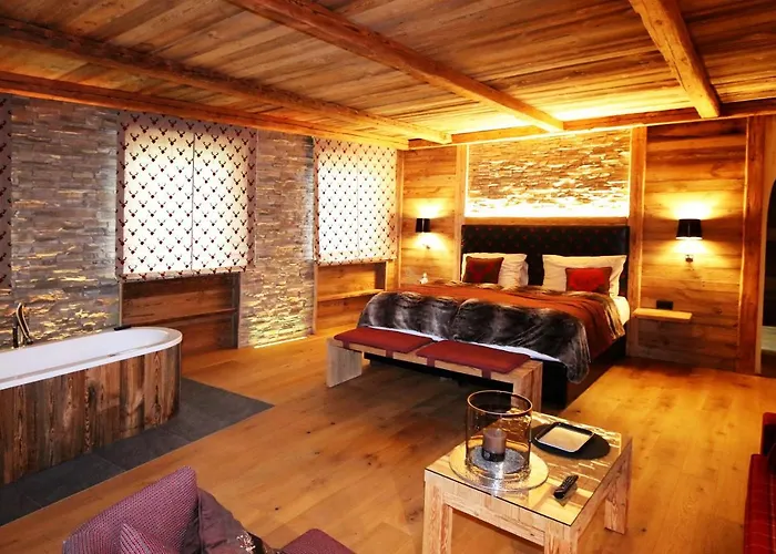 Amber Ski-in/out & Otel Saas Fee