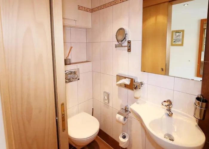 Amber Ski-in/out & Saas Fee