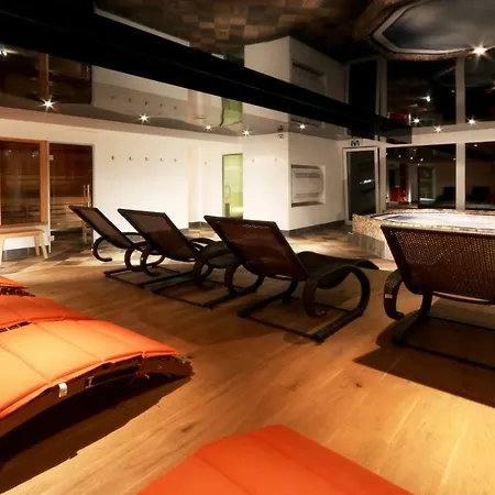 Hotel Amber Ski-in/out & Saas Fee